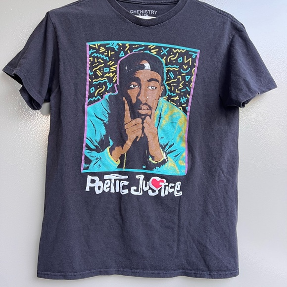 Chemistry Tops - Tupac Shakur Poetic Justice Unisex Casual T-Shirt  90s HipHop Vintage-inspired